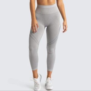 DoYouEven Scrunch Seamless Leggings
